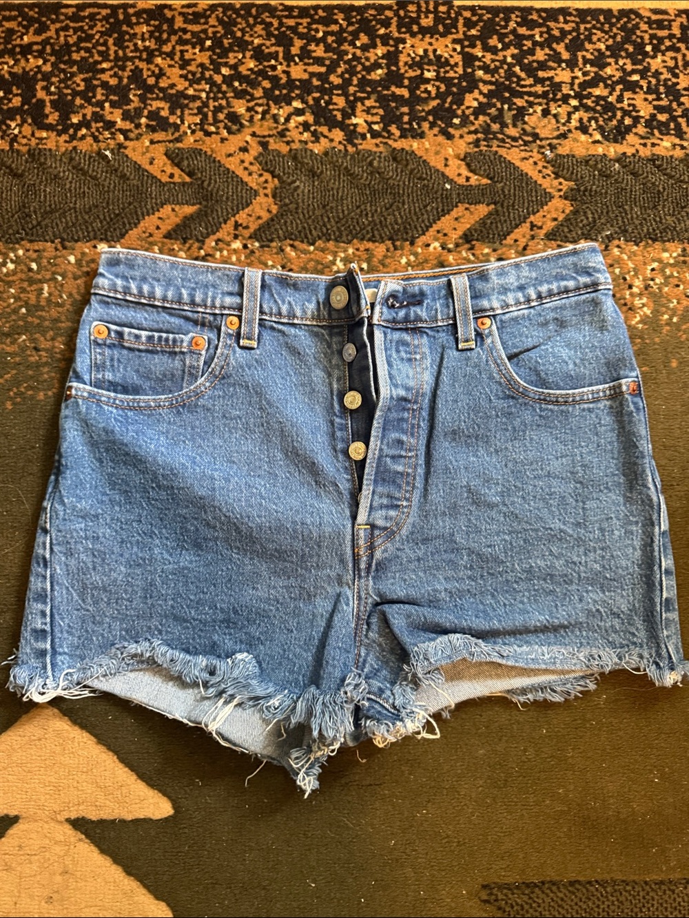 Levi’s ribcage shorts size 29